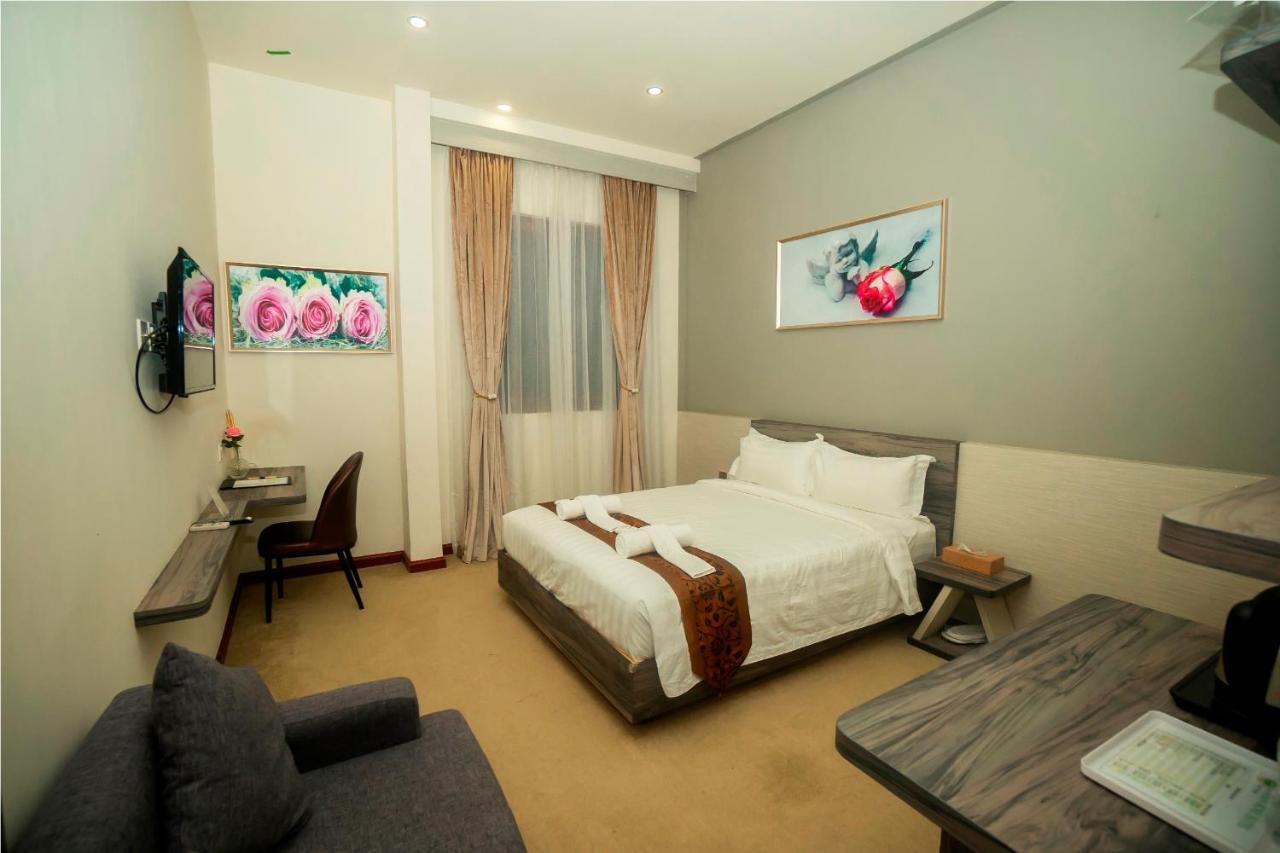 Batam Green Rose Hotel מראה חיצוני תמונה