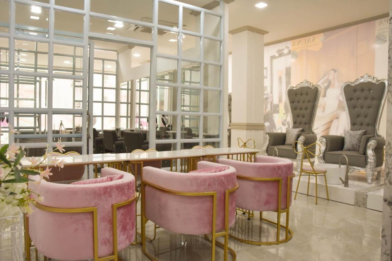 Batam Green Rose Hotel מראה חיצוני תמונה